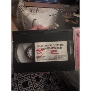 Dr. Seuss the Cat in the Hat Gets Grinched (1992 VHS)